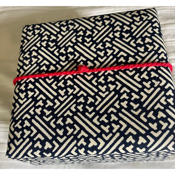 Vtg Indigo Blue and White Fabric Covered Box with Chinese Key Pattern - Picture 7 of 8